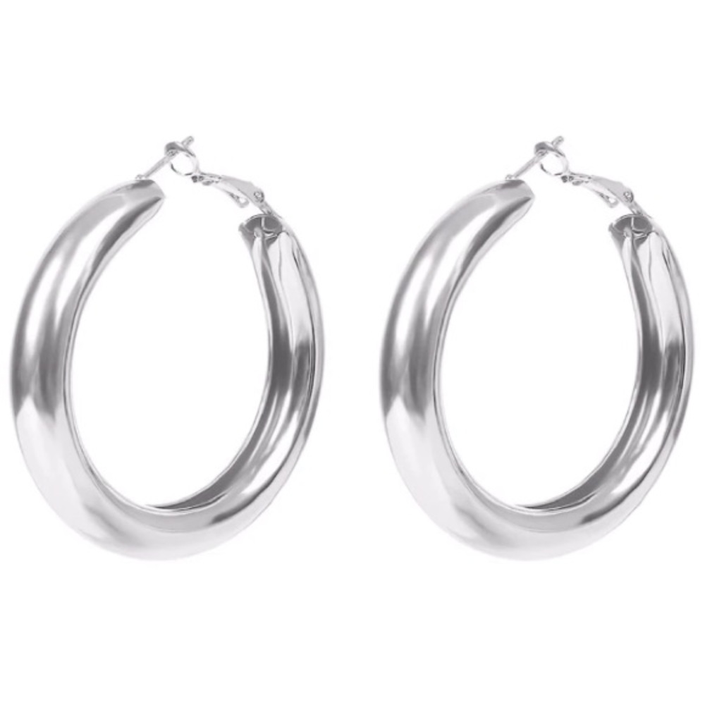 NEW!💙💎MODERN! BIG BRIGHT BOLD HOOPS!💎💙SILVERY! - Picture 7 of 8